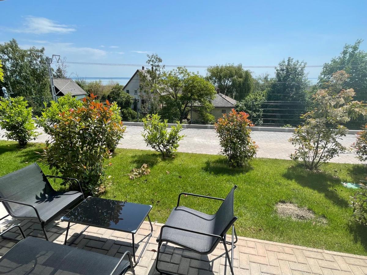 Panorama Superior Apartments - Pool, Garden, Parking Balatonalmádi Esterno foto