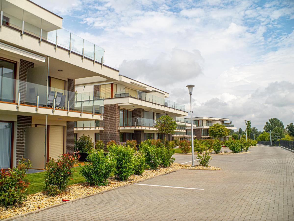 Panorama Superior Apartments - Pool, Garden, Parking Balatonalmádi Esterno foto